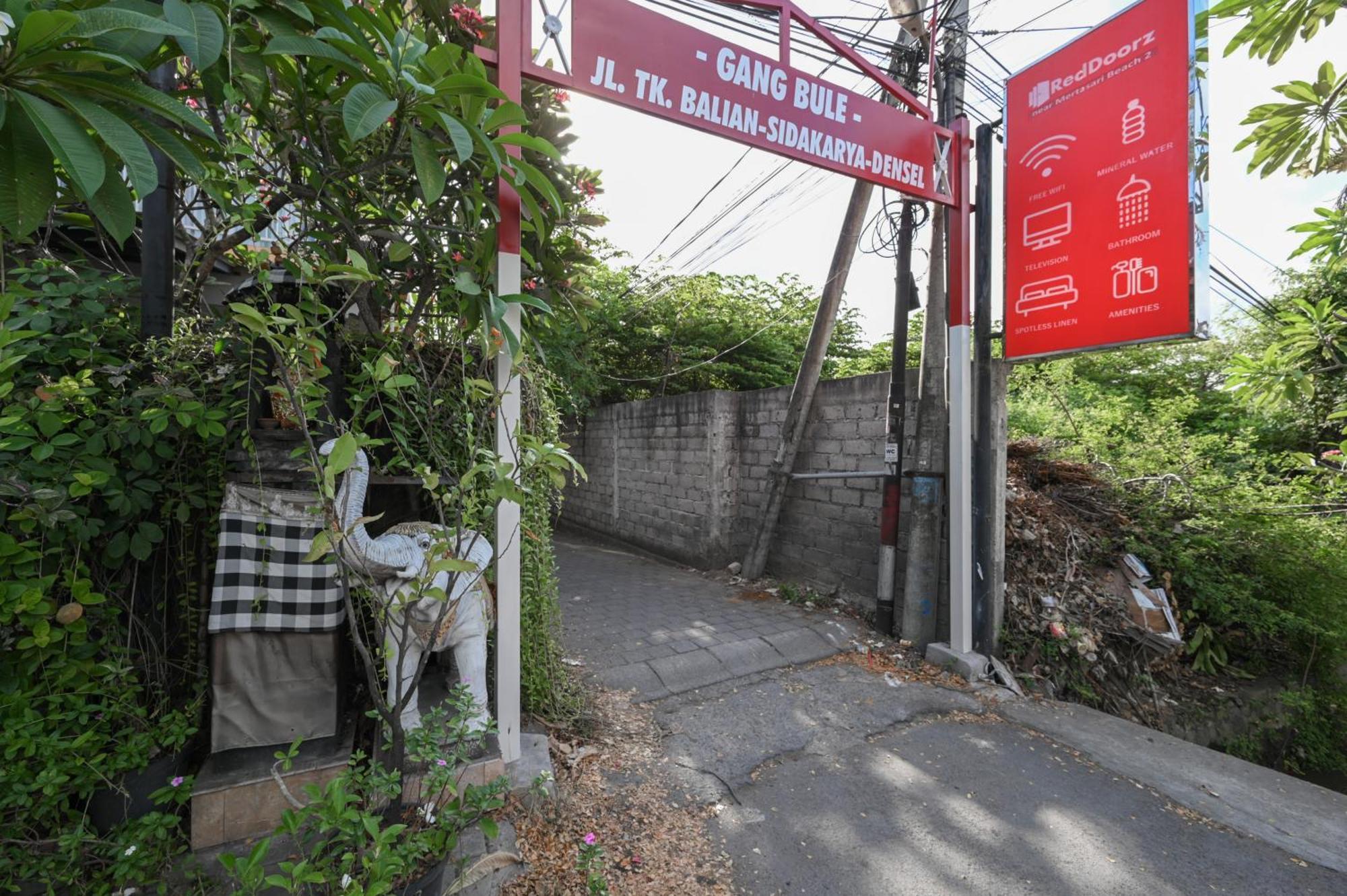Reddoorz Near Mertasari Beach 2 Pesanggaran المظهر الخارجي الصورة